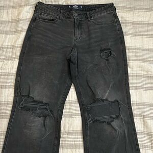 Hollister Low-Rise Baggy Jeans